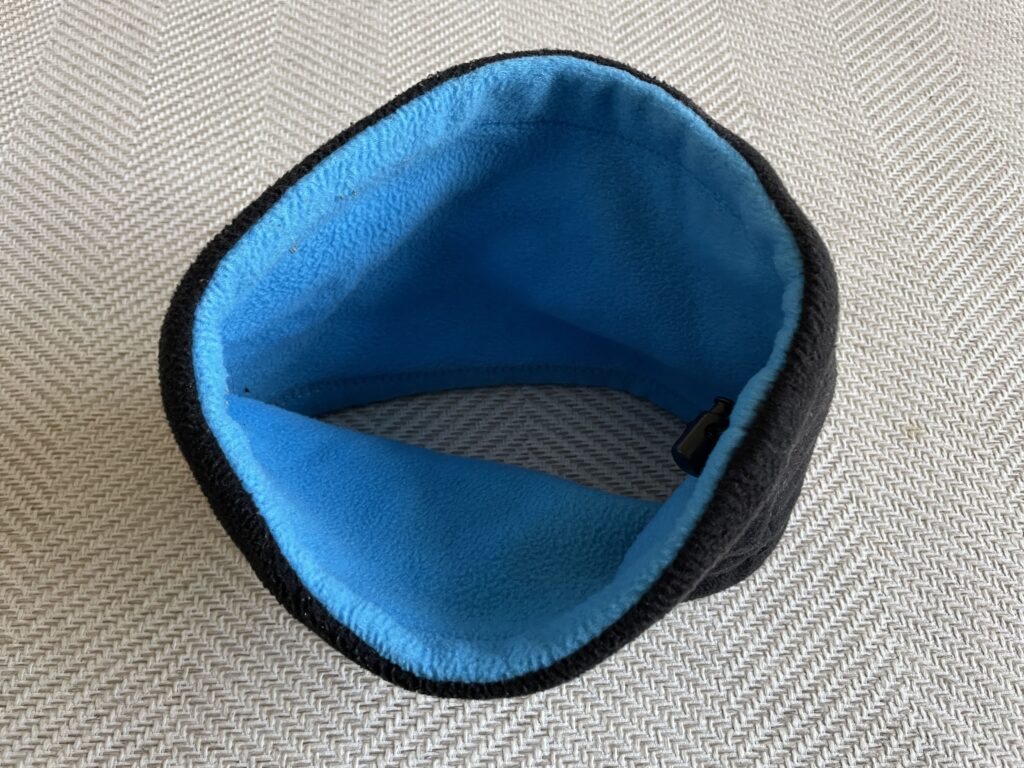 ネックウォーマー